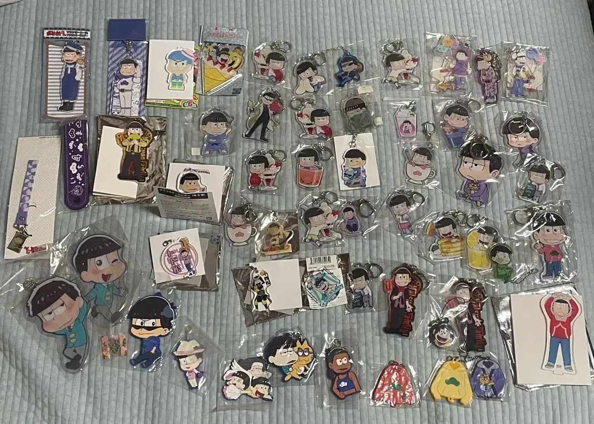 おそ松さん グッズ キーホルダー まとめ