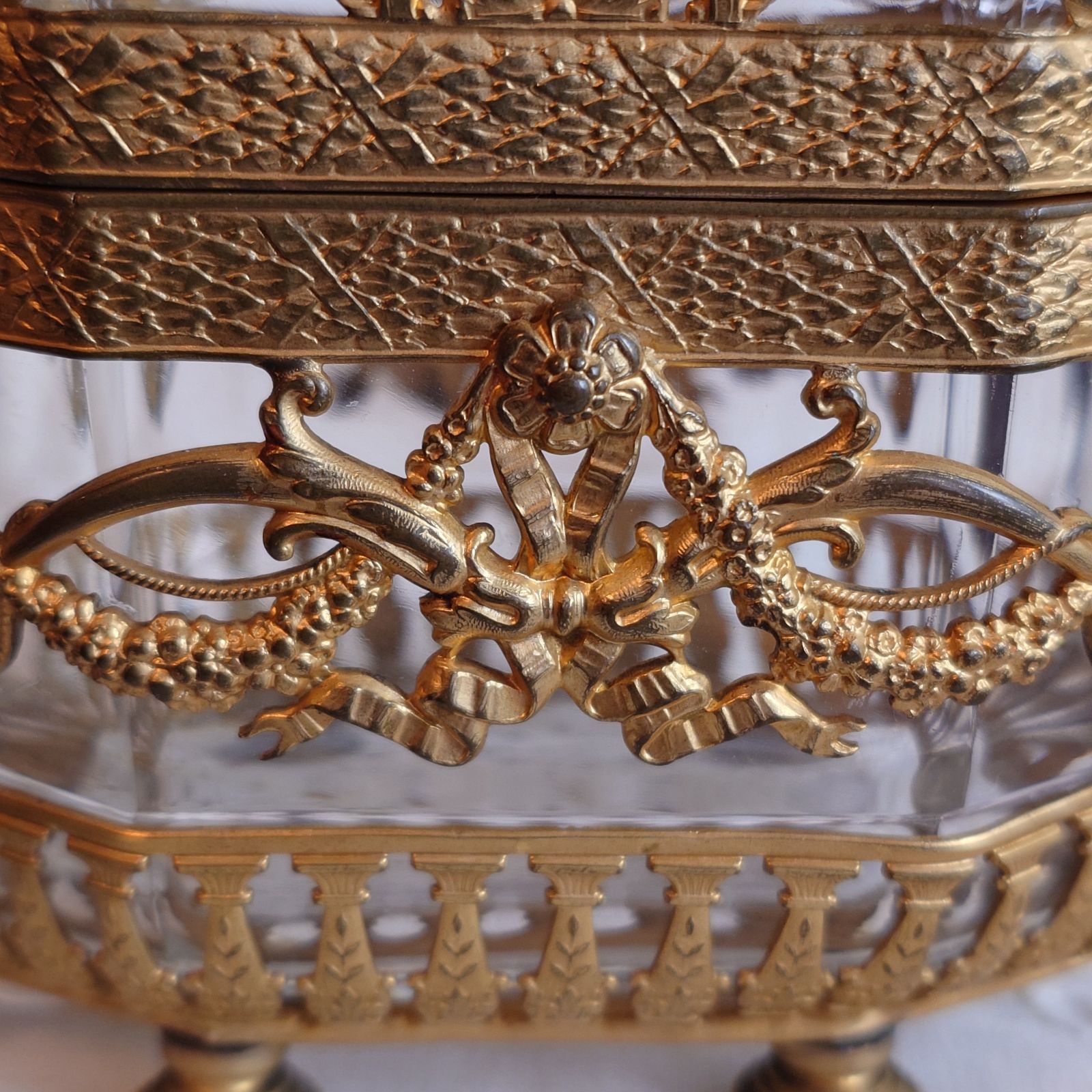 フランス製 アンティーク ジュエリーケース オルモル - メルカリ