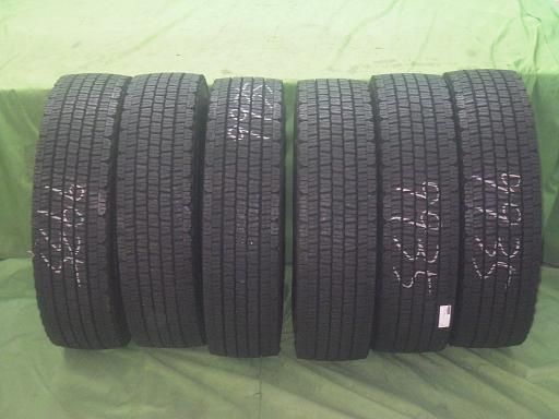 デコトラ トラックタイヤ ダンロップ SP 081 225 90 R 17 5 6本