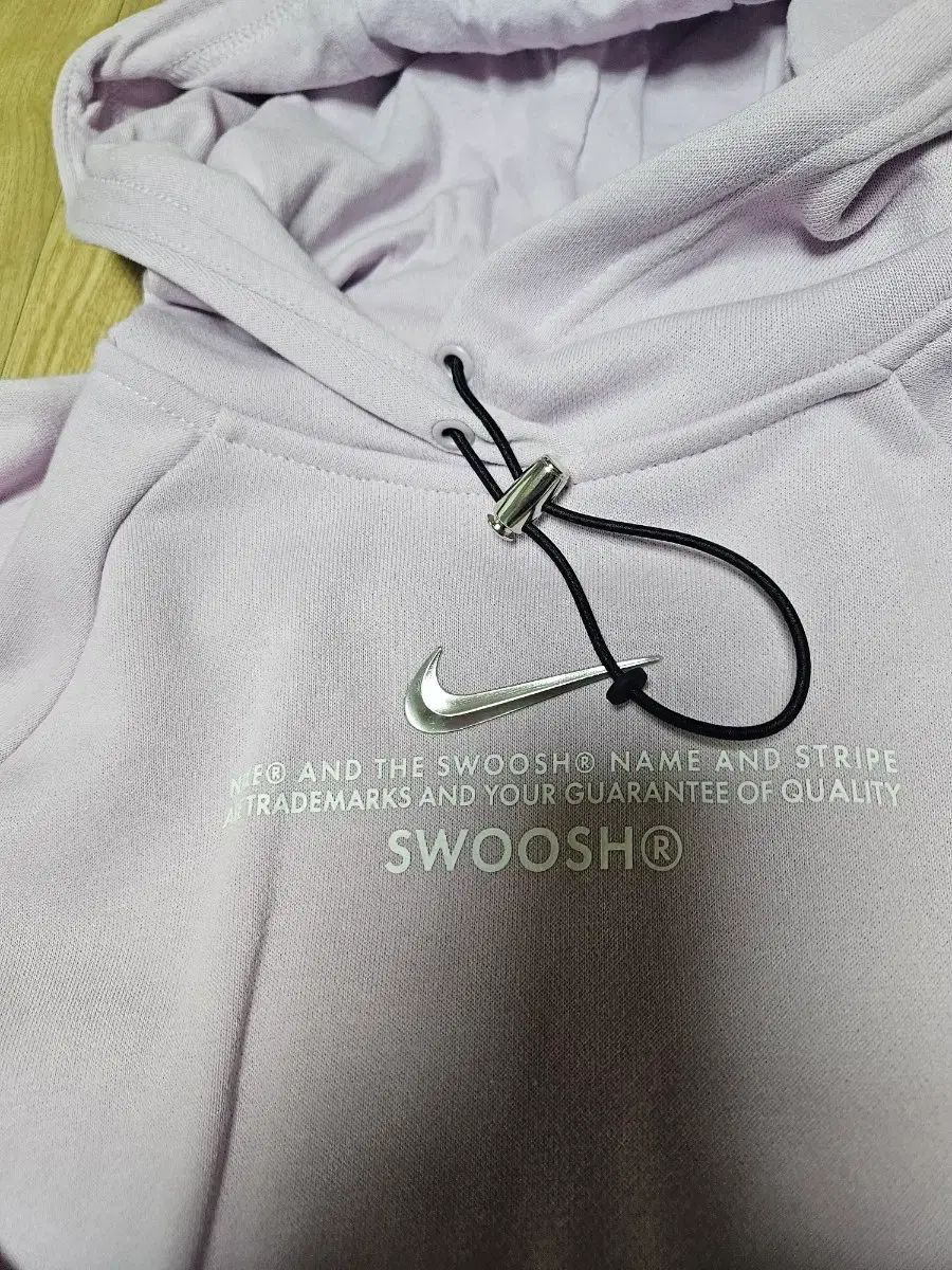 ナイキ レディース スウッシュ フーディ 2点