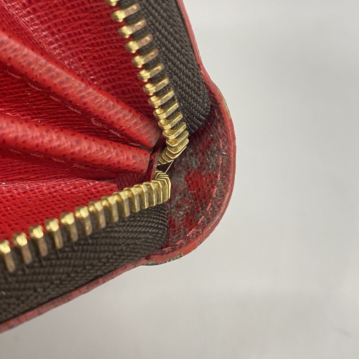 【5pb2247】ルイヴィトン 長財布 ダミエ スタッズ ジッピーウォレット N60122 エベヌ/スリーズ【中古】レディース 5pb2247】ルイヴィトン 長財布 ダミエ スタッズ ジッピーウォレット