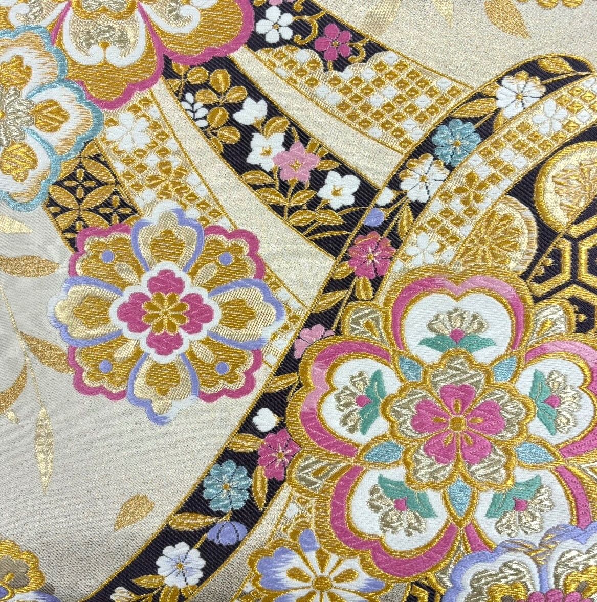 袋帯　六通　振袖　華やか金箔　帯　吉祥紋様 袋帯 六通 振袖 華やか金箔 帯 吉祥紋様