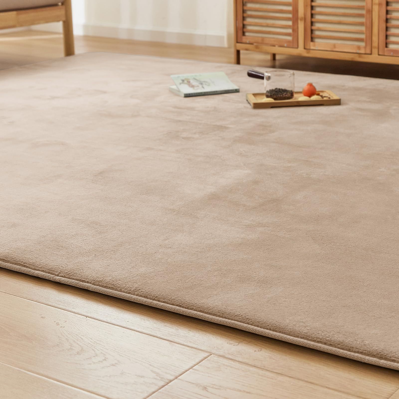 カーペット ラグ 厚25 mm 約2畳 厚手 ラグマット 防音 滑り止め付 抗菌 防臭 防ダニ 低ホルム ふわっと手触り高反発 床暖房ホットカーペット対応 冬用 北欧 おしゃれ こたつ敷きマット モカ