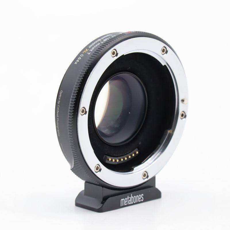 マイクロフォーサーズマウント用EFマウントアダプター Speed Booster XL 0 64 T