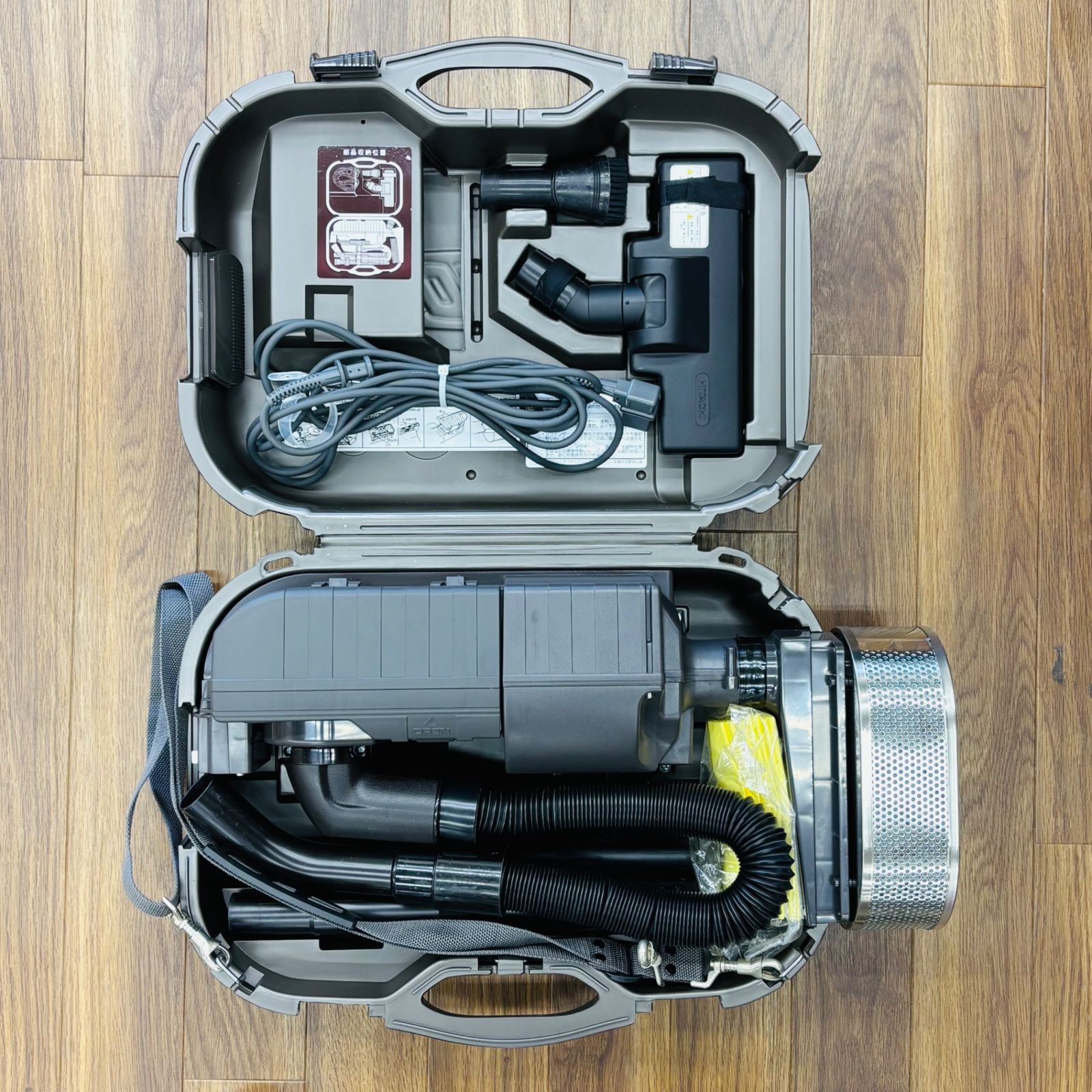 動作良好 日立 業務用掃除機 CV-G 12 CT クリーンルーム乾燥ごみ用 集塵容量1.5 L 500 W