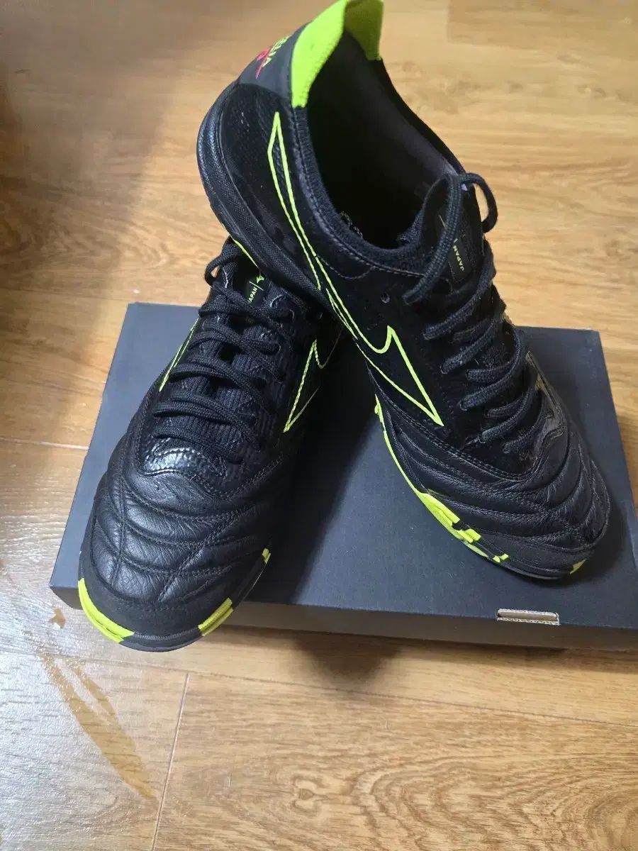 mizuno モレリア NEO サラ ベータ JP tf