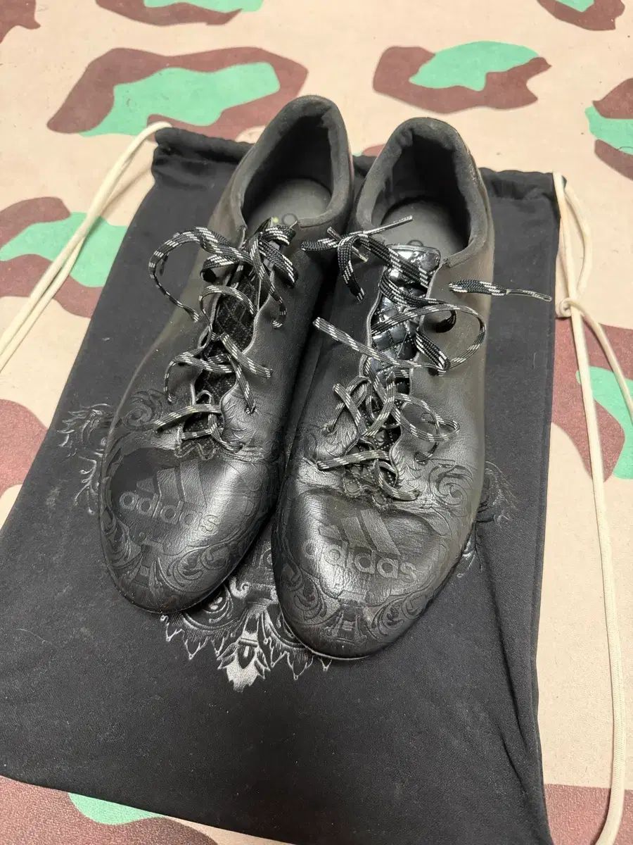 Y-3 アディダス サッカーシューズ