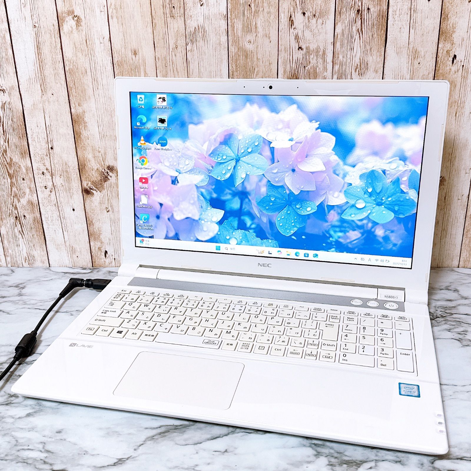 設定済み✨️NECノートパソコンLAVIE✨️SSD500GB/メモリ16GB NEC LAVIE 高性能i7＆爆速SSD500GB/メモリ16GB✨カメラ付き 初期設定