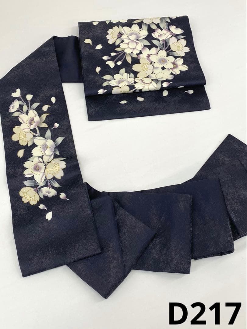 手描 九寸名古屋帯 銀通し 桜尽くし 金彩 正絹 D 217