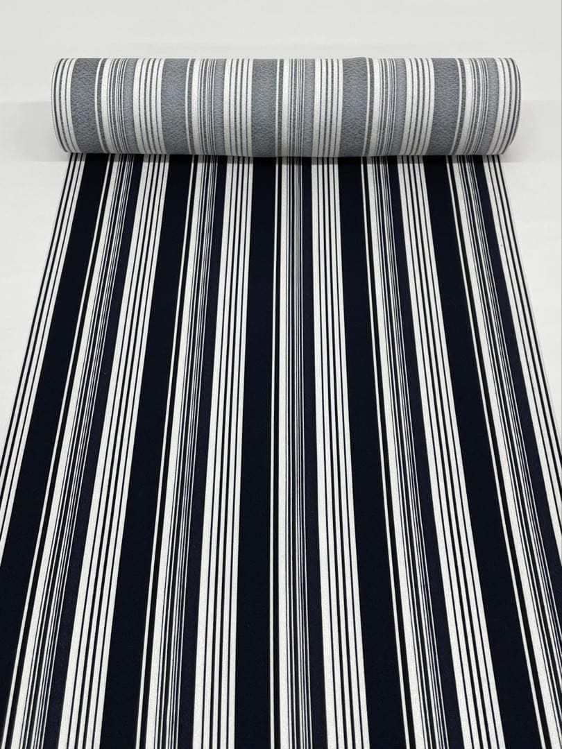 小紋 縦縞 紋意匠 黒色 正絹 反物 T 9173