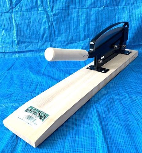 自動押切 300mm ワイドタイプ 押切器 藁、干し草切りに ワラ切り