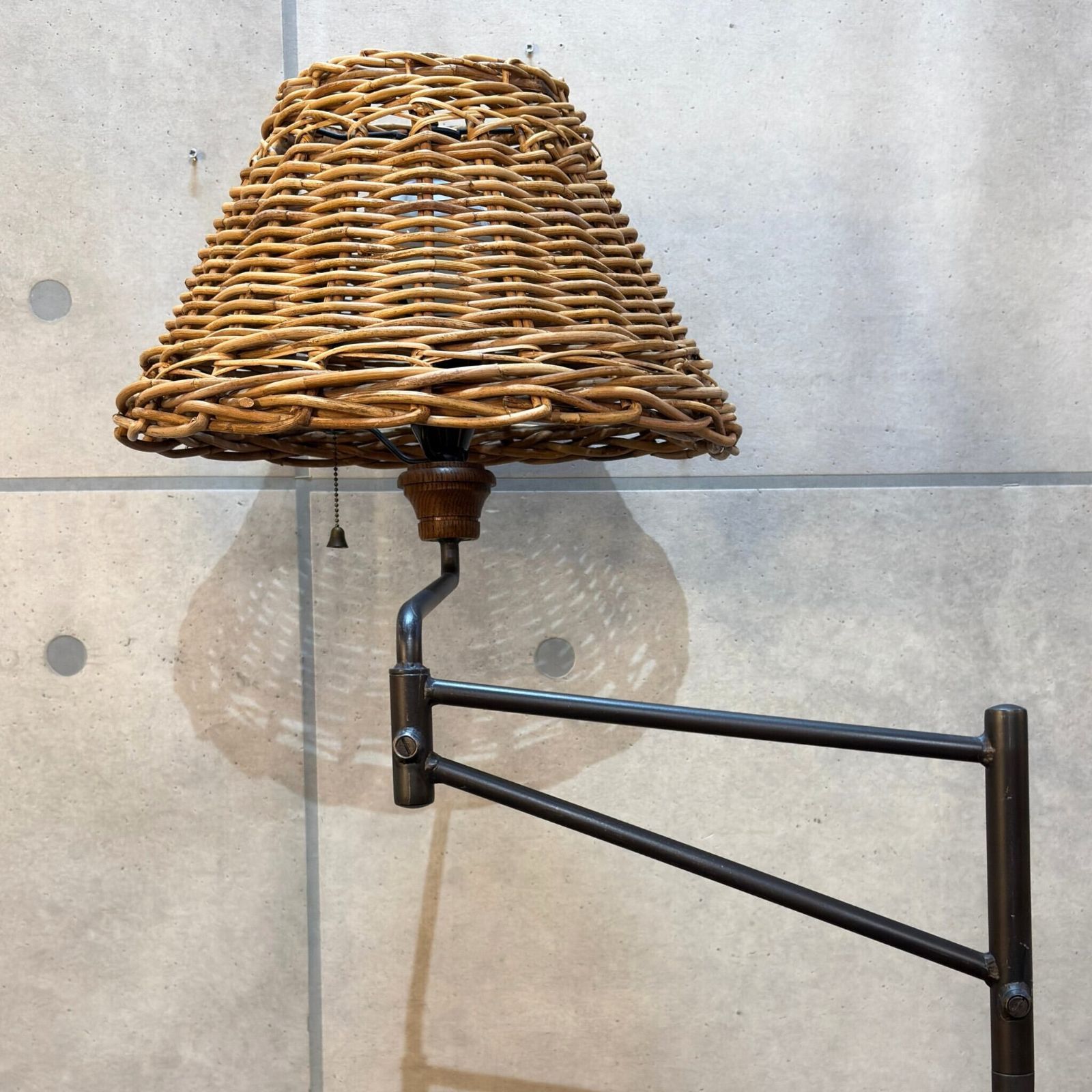 USED】TRUCK FURNITURE トラックファニチャー FLOOR LAMP F-ZG1 2019年