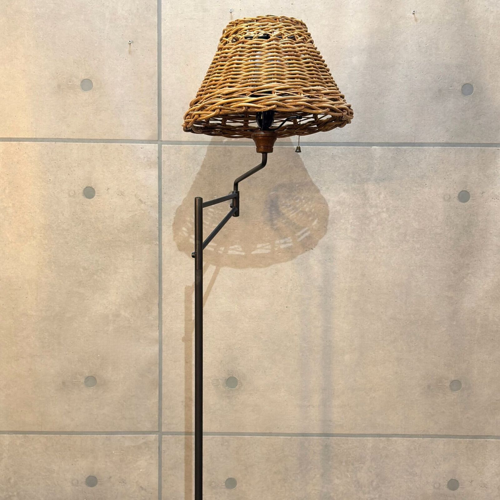 USED】TRUCK FURNITURE トラックファニチャー FLOOR LAMP F-ZG1 2019年