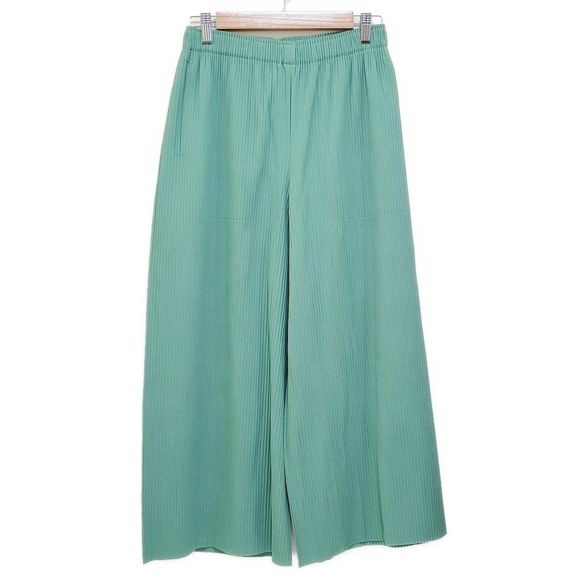 美品★ISSEY MIYAKE　me★ デザインワイドパンツ グリーン me ISSEY MIYAKE(ミー/イッセイミヤケ) パンツ レディース美品