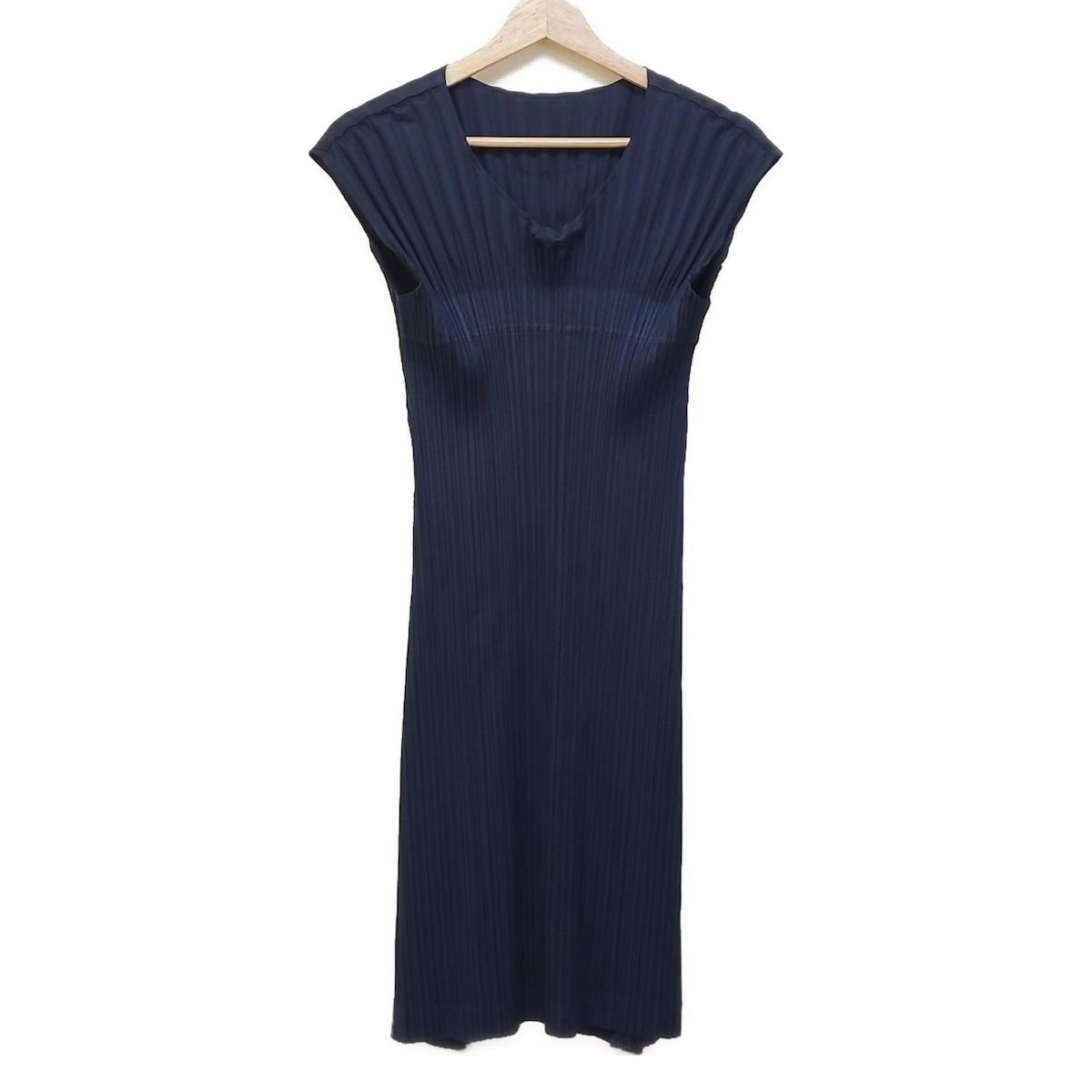 PLEATS PLEASE ノースリーブ　プリーツワンピース 膝上　サイズ3 楽天市場】【プリーツプリーズ イッセイミヤケ】PLEATS PLEASE ISSEY