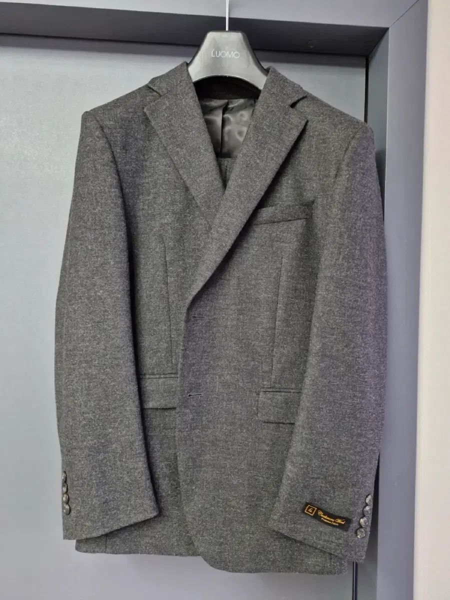 ウール スーツ カシミア ポリ ブレンド