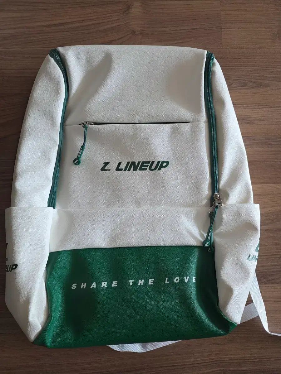 ラインナップ バックパック LU-BP 4401 バドミントン テニス スカッシュ