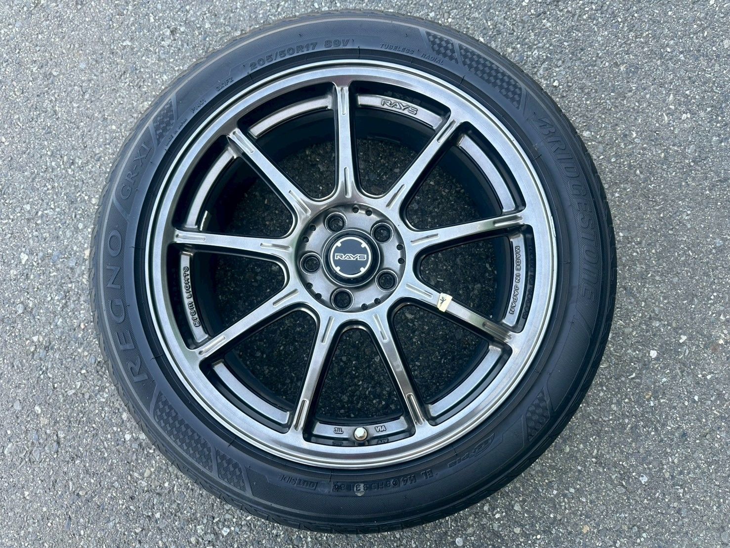 ☆（送料無料）RAYS レイズ グラムライツ 57G 17インチ 7J +50 PCD 100 