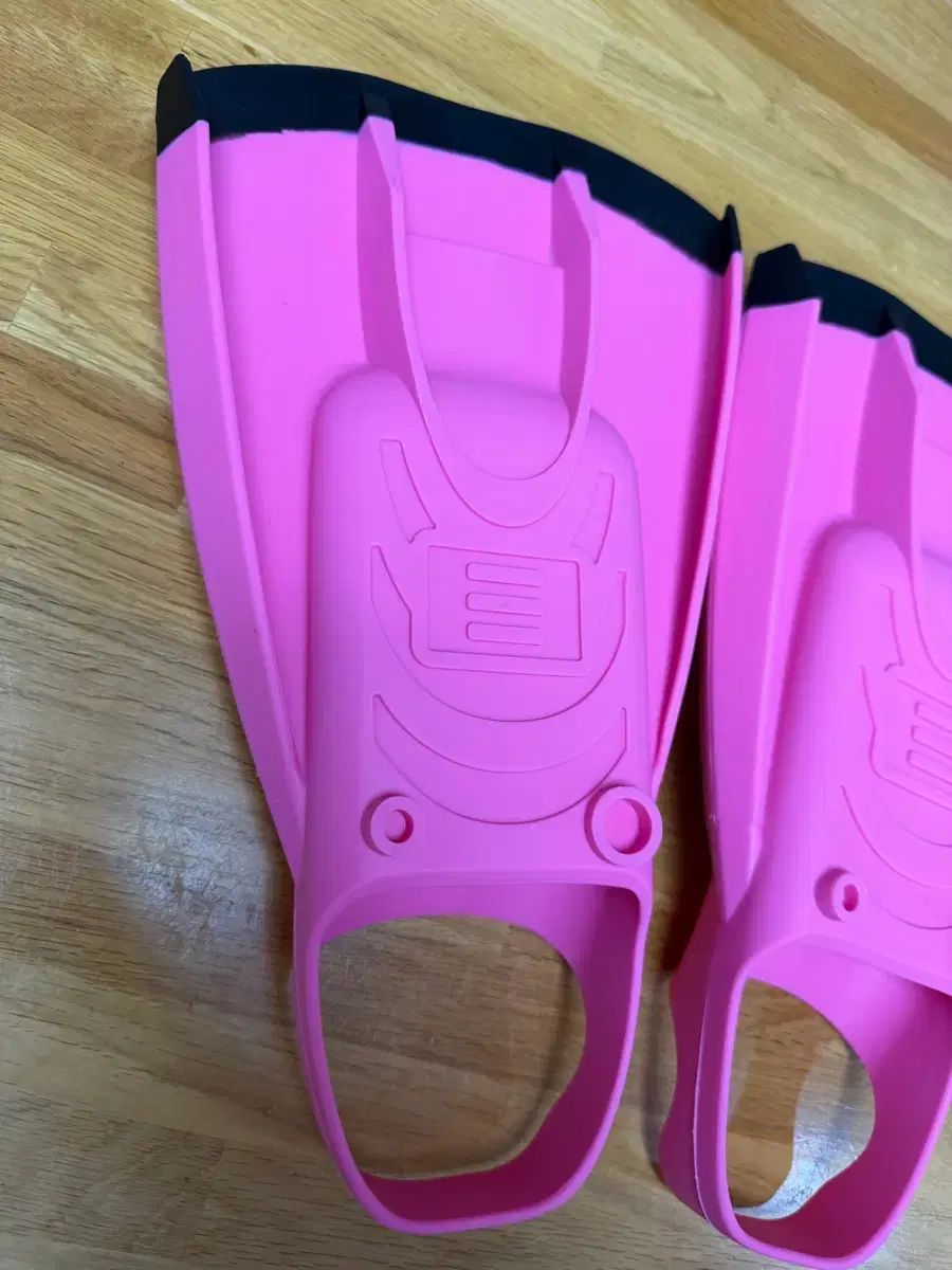  レペロ DMC fins ピンク XS その他 水着 ラッシュガード