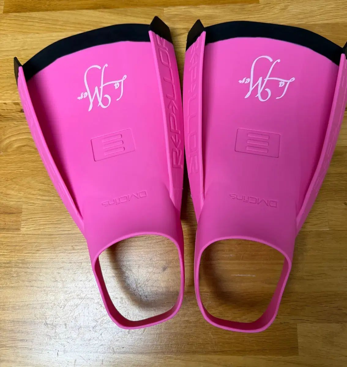 レペロ DMC fins ピンク XS