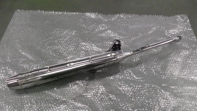 リトルカブ AA 01 3053 xxx の マフラー