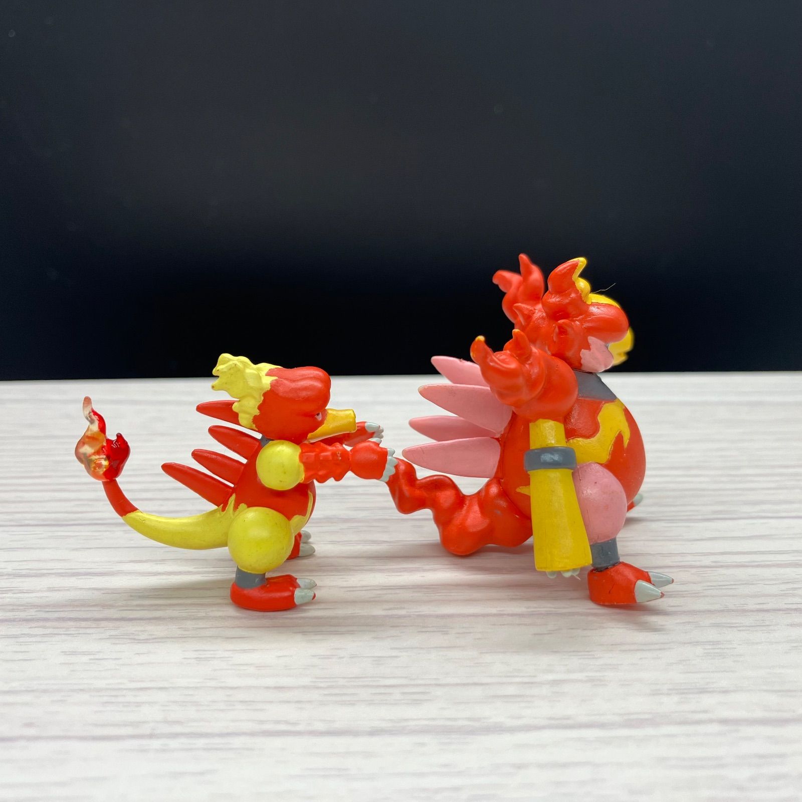 立体ポケモン図鑑 ブーバー ブーバーン 【A-3 ポケモン フィギュア 立体ポケモン図鑑 ブーバー ブーバーン 【A-3 ポケモン フィギュア