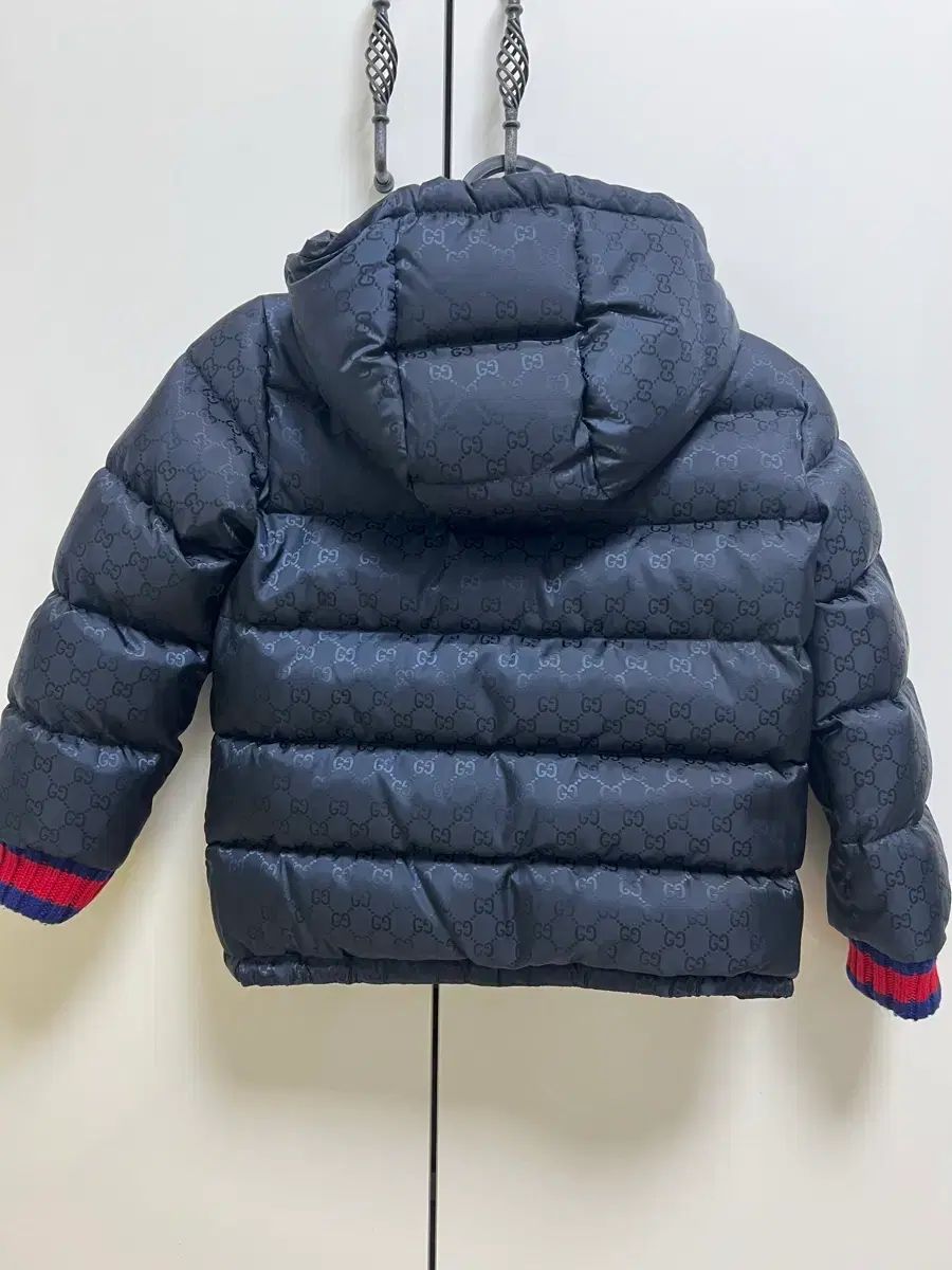 グッチ GG キッズ リバーシブルダウン サイズ 6 ネイビー