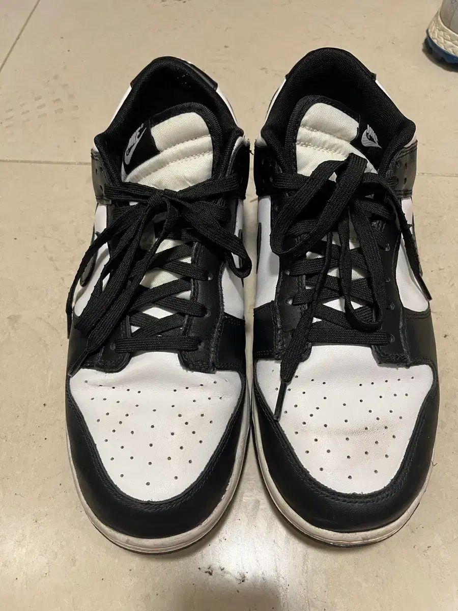 ナイキ ダンク ロー エアジョーダン1