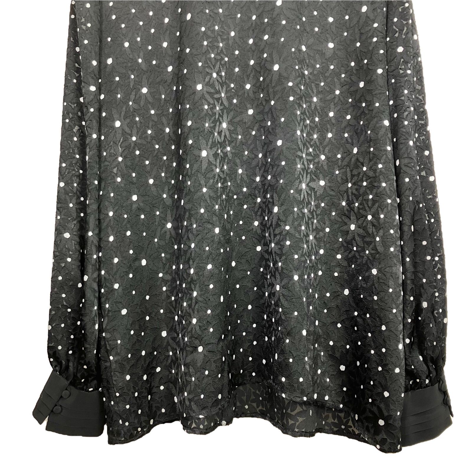 新品✨ANAYI フラワーオパールフリル ブラウス アナイ 花柄38　3.7万円 ANAYI 2022SS フラワーオパールフリル ブラウス 38 ブラック 黒 アナイ