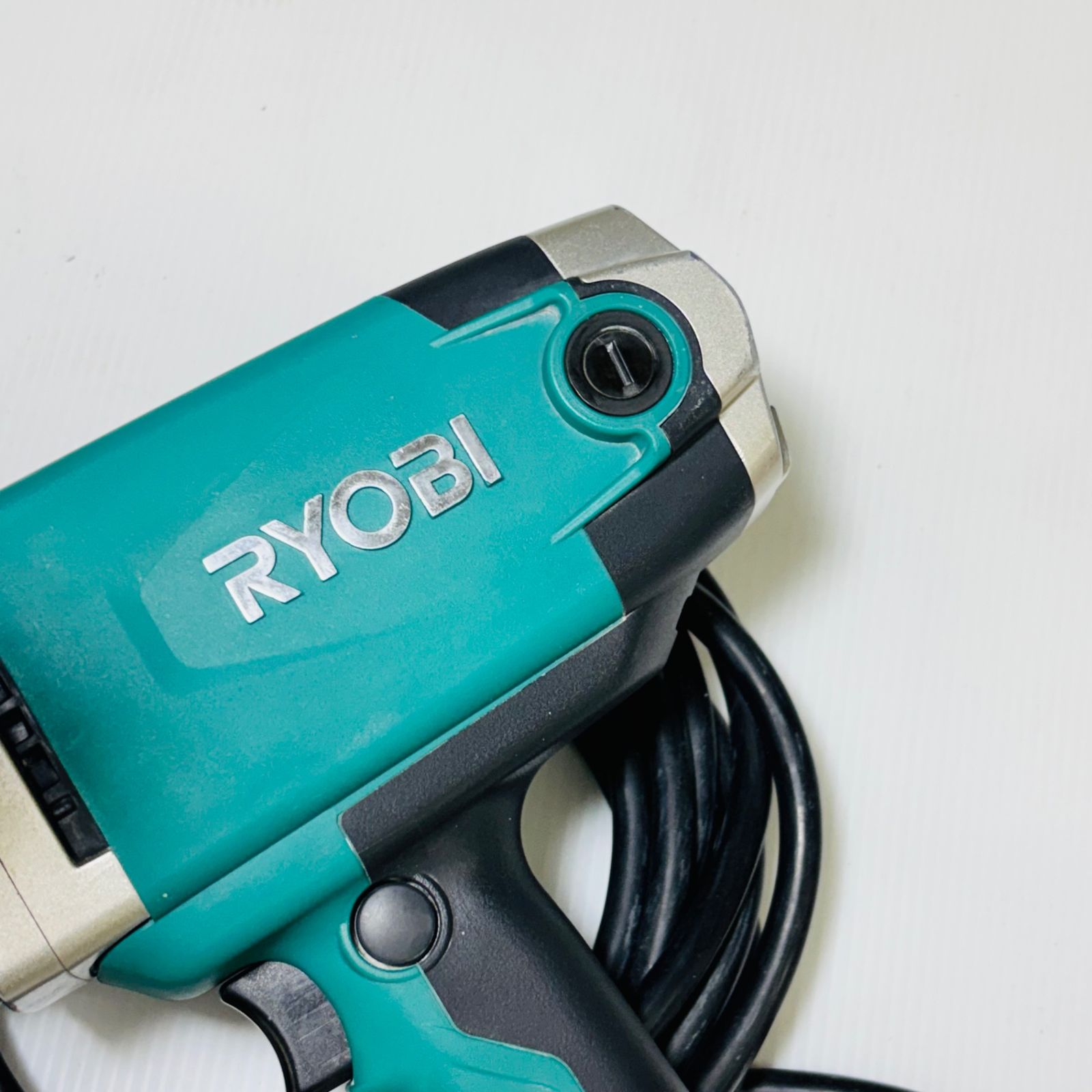 電子シングルアクションポリッシャー