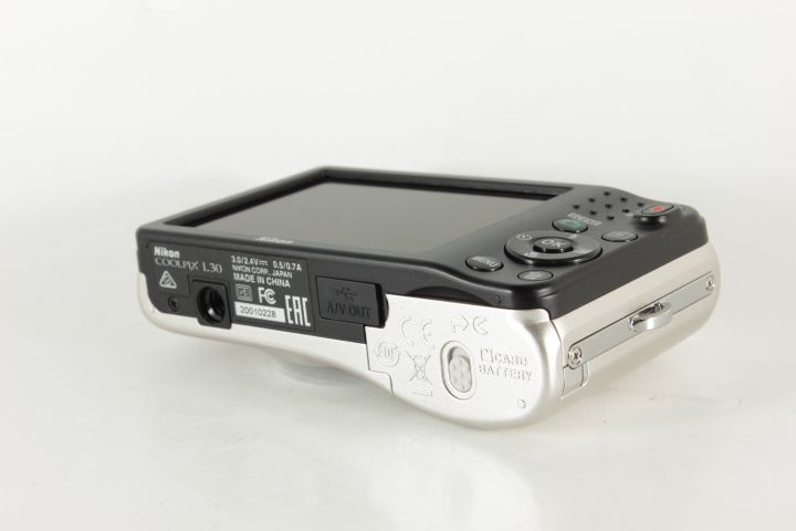 NIKON ニコン COOLPIX L30 シルバー 20010228 最新 #20756 NIKON