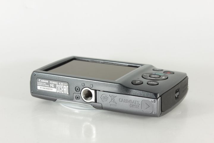 動作品 Canon IXY 130 デジカメ グレー PC2053 本体のみ キヤノン、光学手ブレ補正搭載の8倍ズーム「IXY 130」 - 価格.com