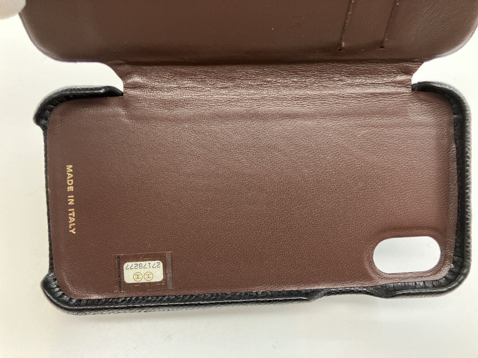 CHANEL シャネル キャビアスキン 手帳型 iPhoneケース ブラック iPhone