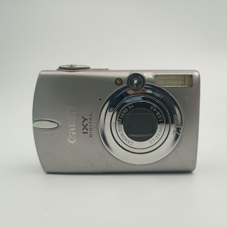 カメラ Canon IXY DIGITAL 600 シルバー コンパクトデジタルカメラ 〇