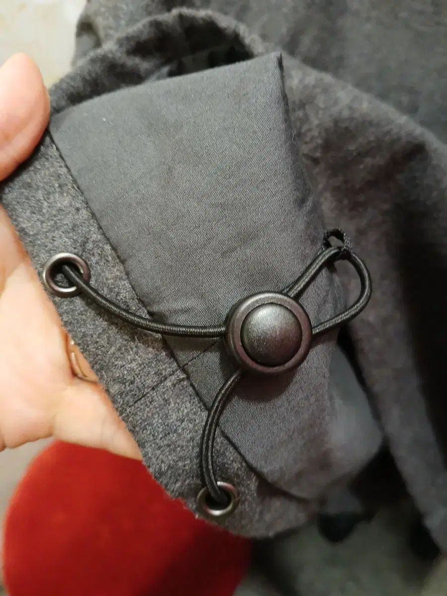 クロエ チャコール