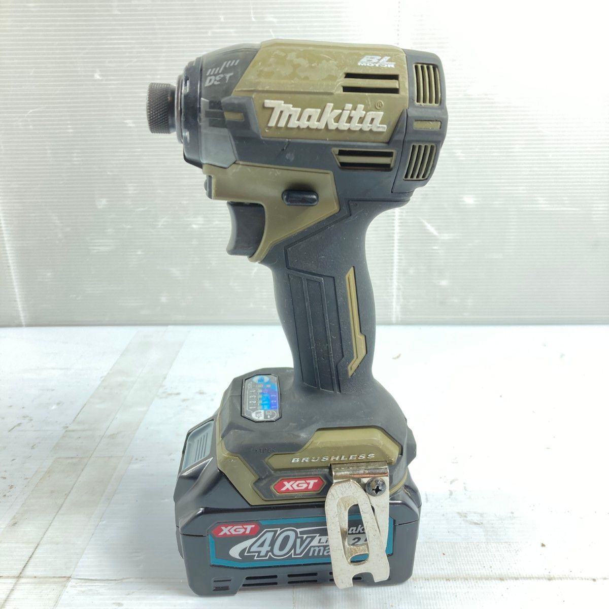 MAKITA マキタ 40 Vmax 充電式インパクトドライバ バッテリ 付 PSEマークあり TD 002 G オリーブ