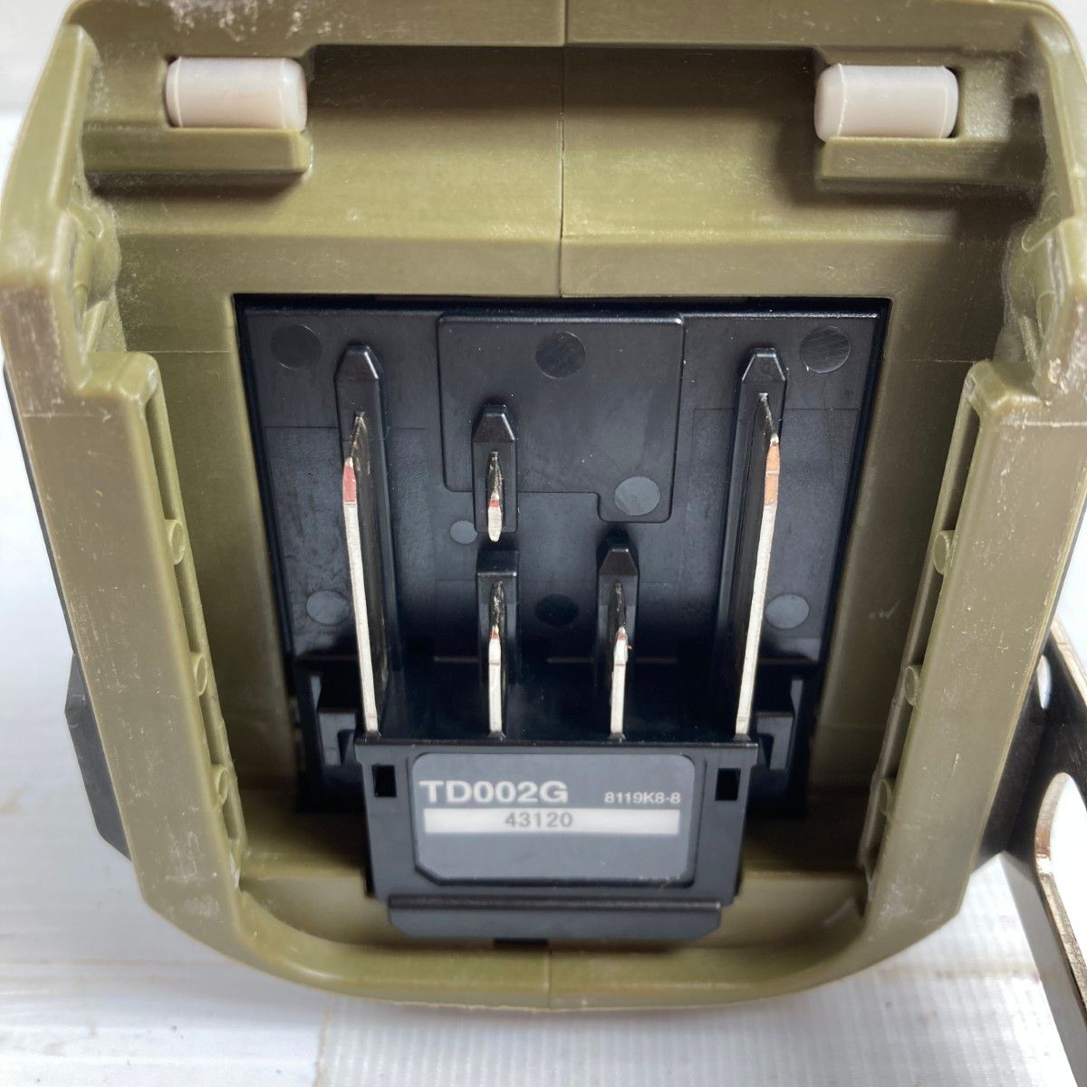  ＊＊MAKITA マキタ 40 Vmax 充電式インパクトドライバ バッテリ 付 PSEマークあり TD 002 G オリーブ 電動インパクトドライバー ドリル ドライバー レンチ