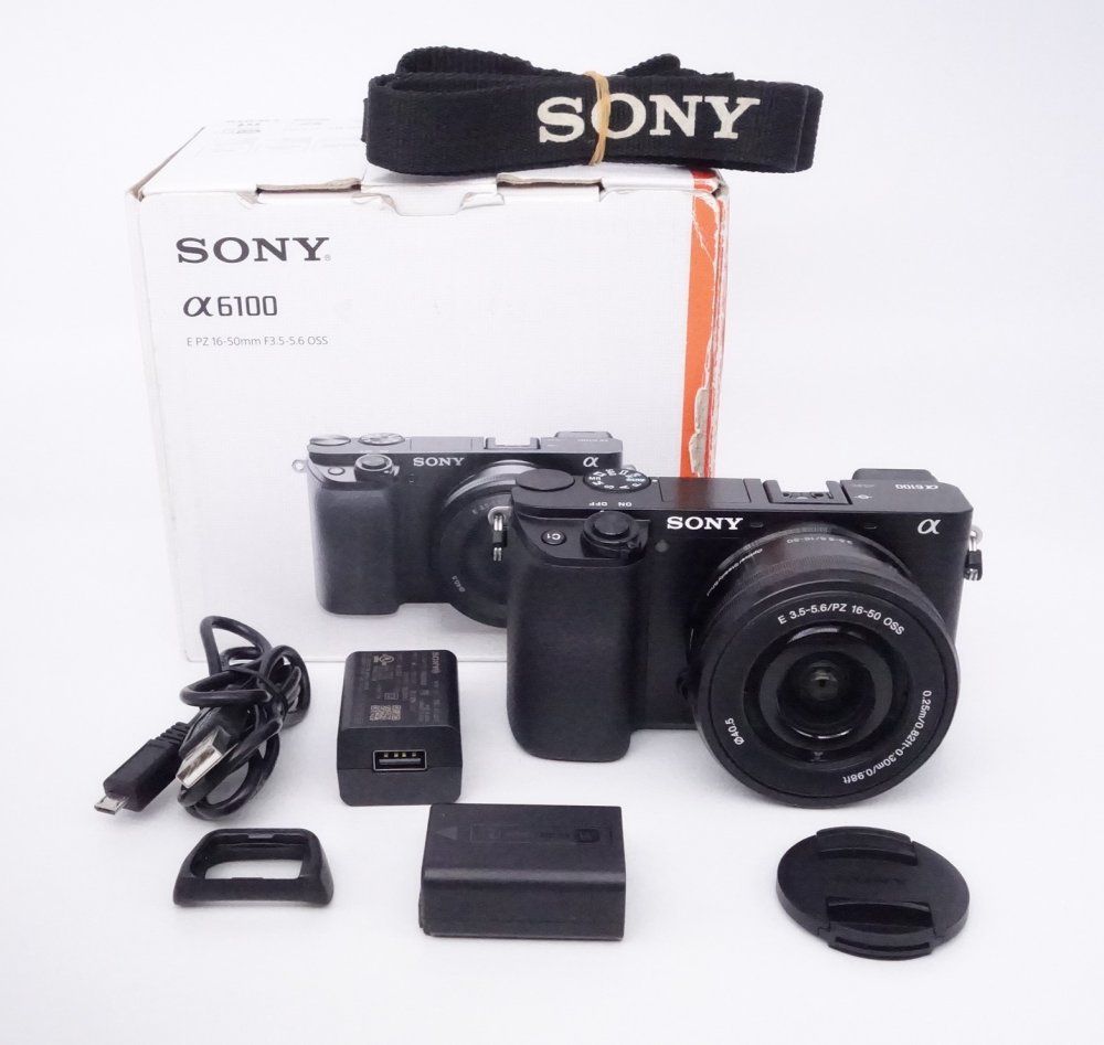 美品】ソニー SONY ミラーレス一眼 α6100 パワーズームレンズキット