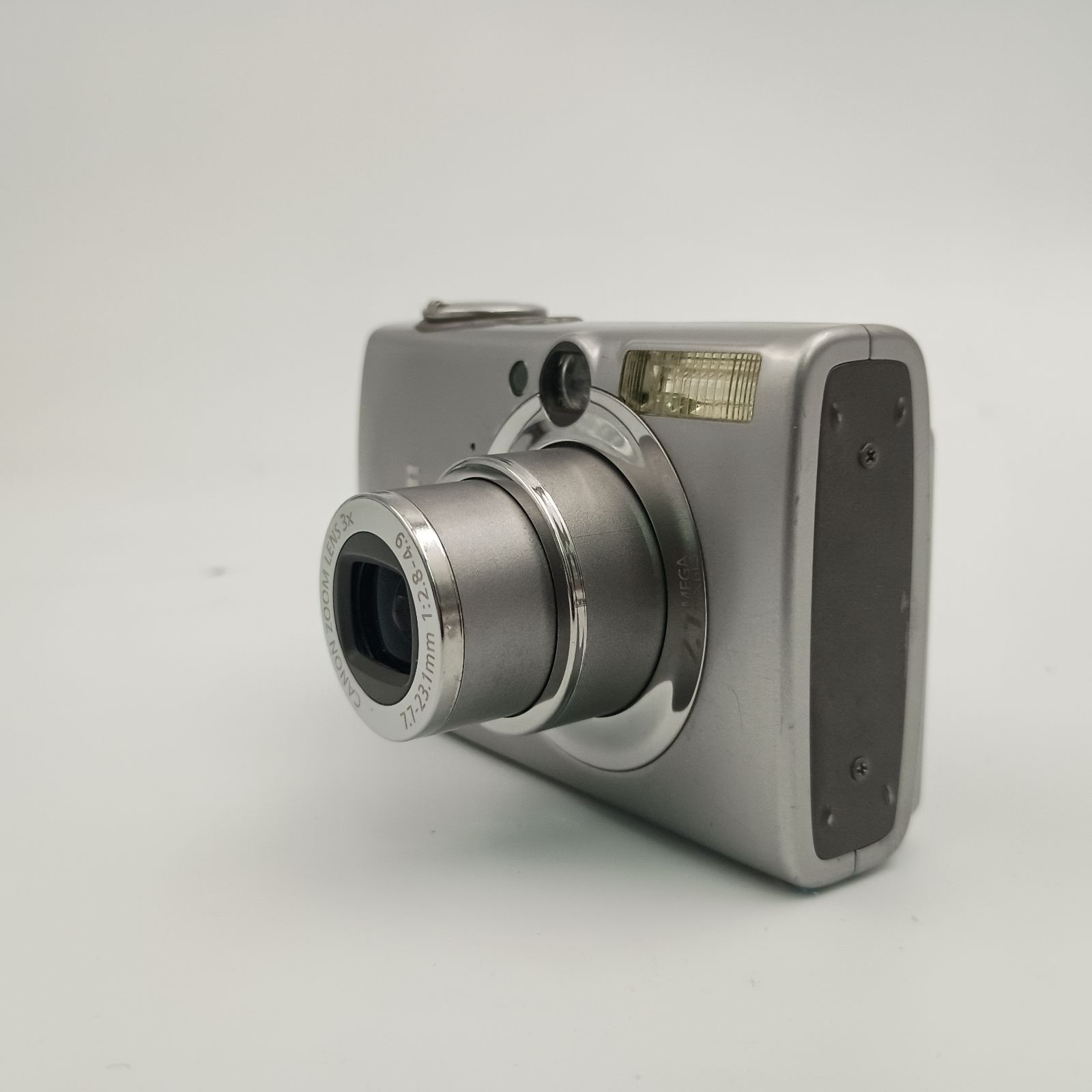 Canon IXY DIGITAL 700 Compact Camera Silver コンパクトデジタル