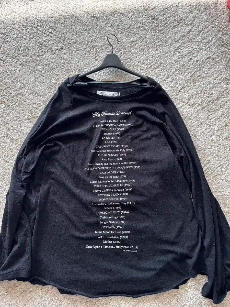 Dairiku 다리쿠 MYフェイバリット MOVIE THIS ロングスリーブ