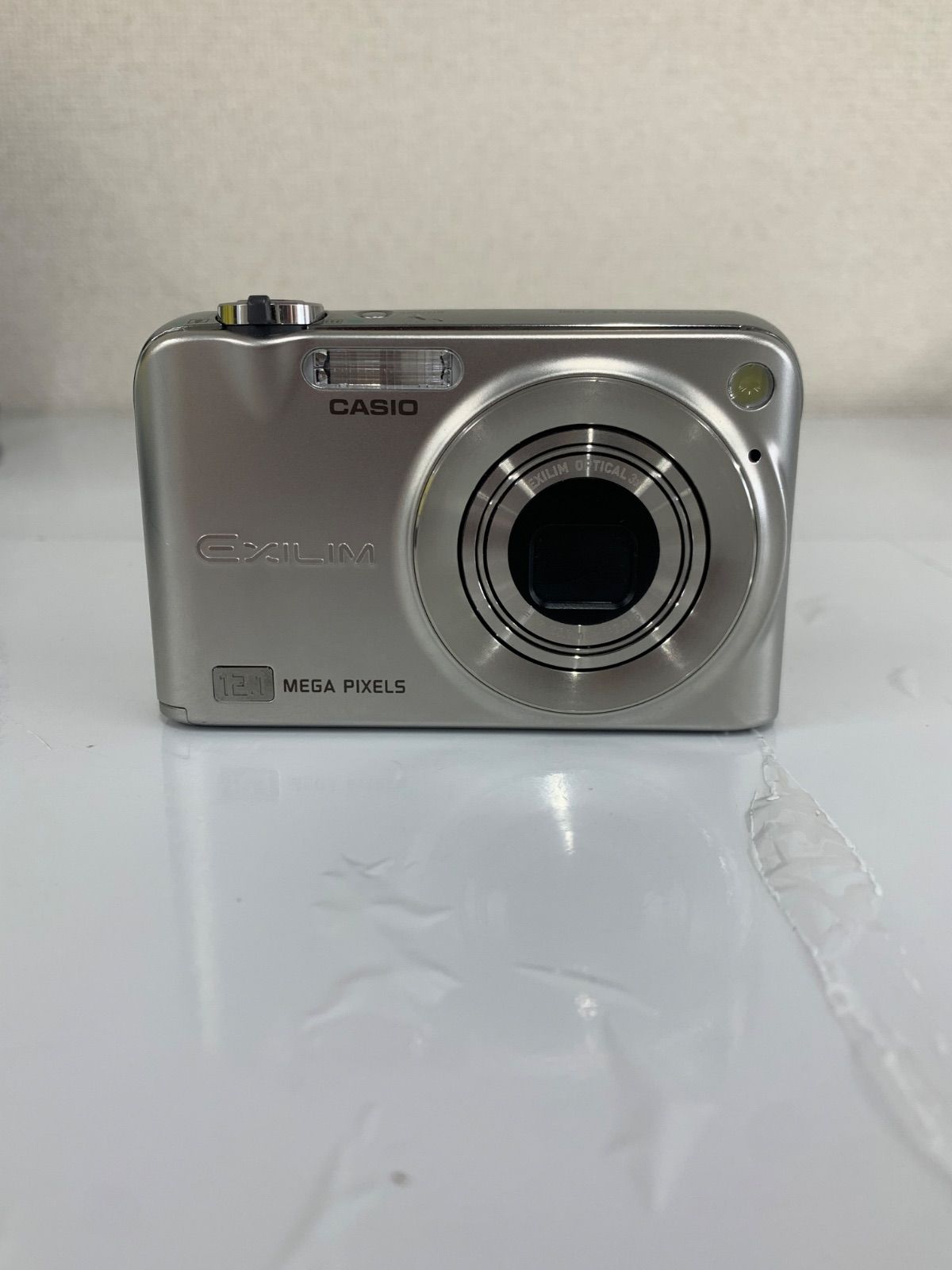 CASIO EXILIM 12.1メガピクセル カメラ動作未確認です CASIO EXILIM 12.1メガピクセル カメラ動作未確認です CASIO EXILIM