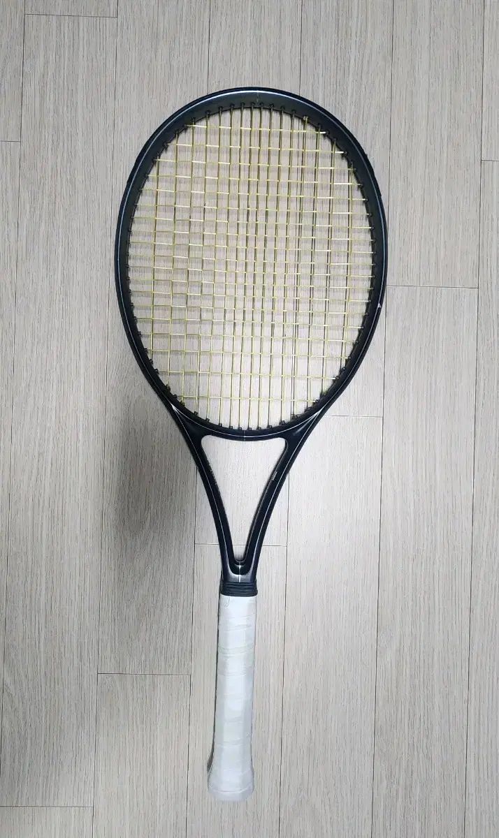 Wilson テニスラケット RF01 ブラック　2本セット Wilson テニスラケット RF01 ブラック 2本セット Wilson RF01 future
