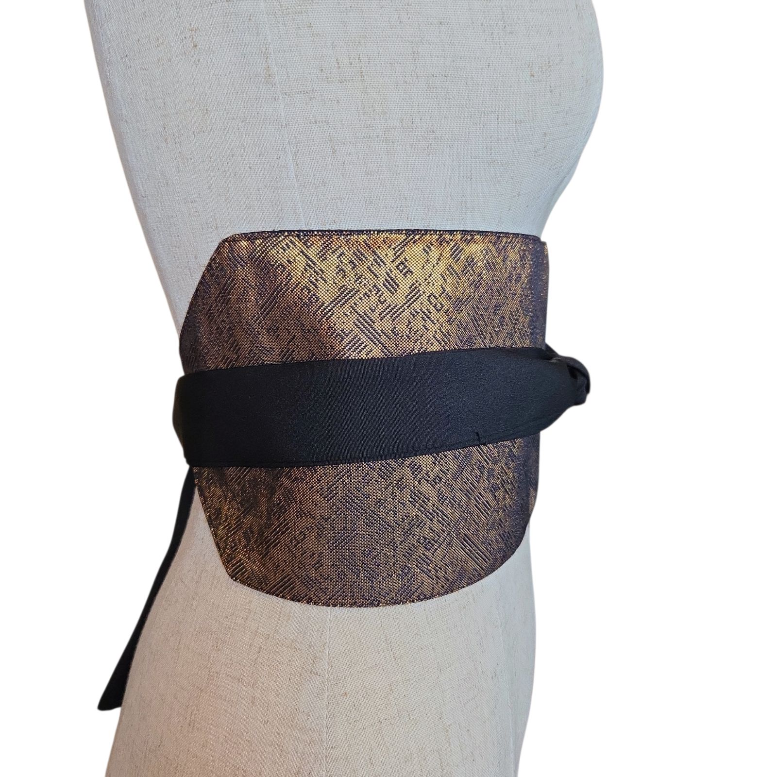 ❦Kaena❦ 着物リメイク サッシュベルト 帯ベルト 帯 ゴールド×黒 黒