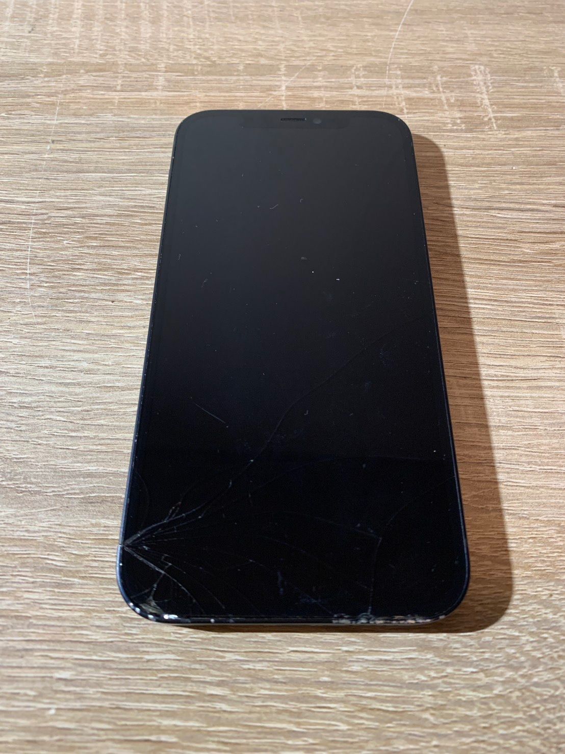 6596 iPhone 12 ブラック 完全ジャンク品