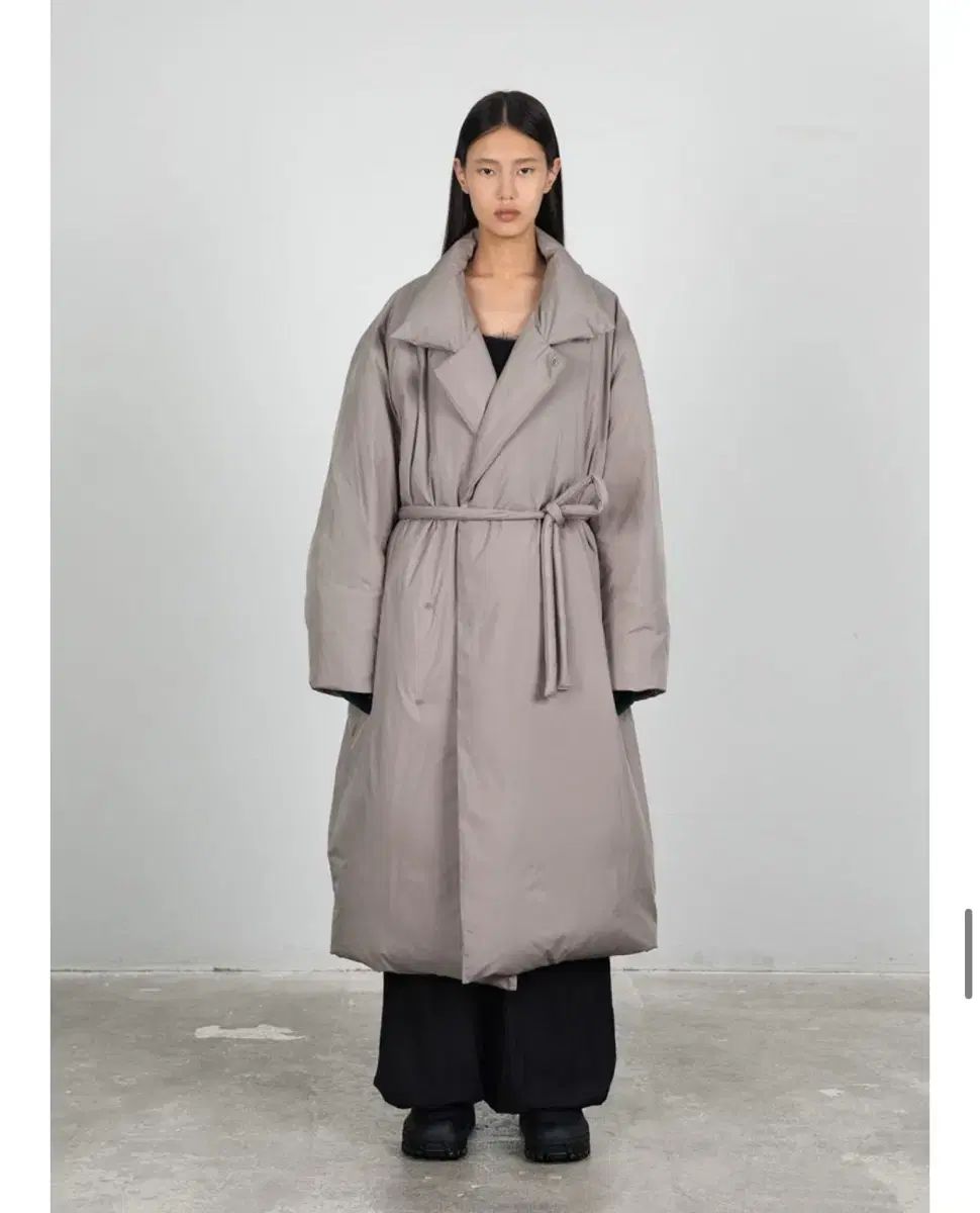 ユニセックス AMOMENTO ダウンパファーロングコート