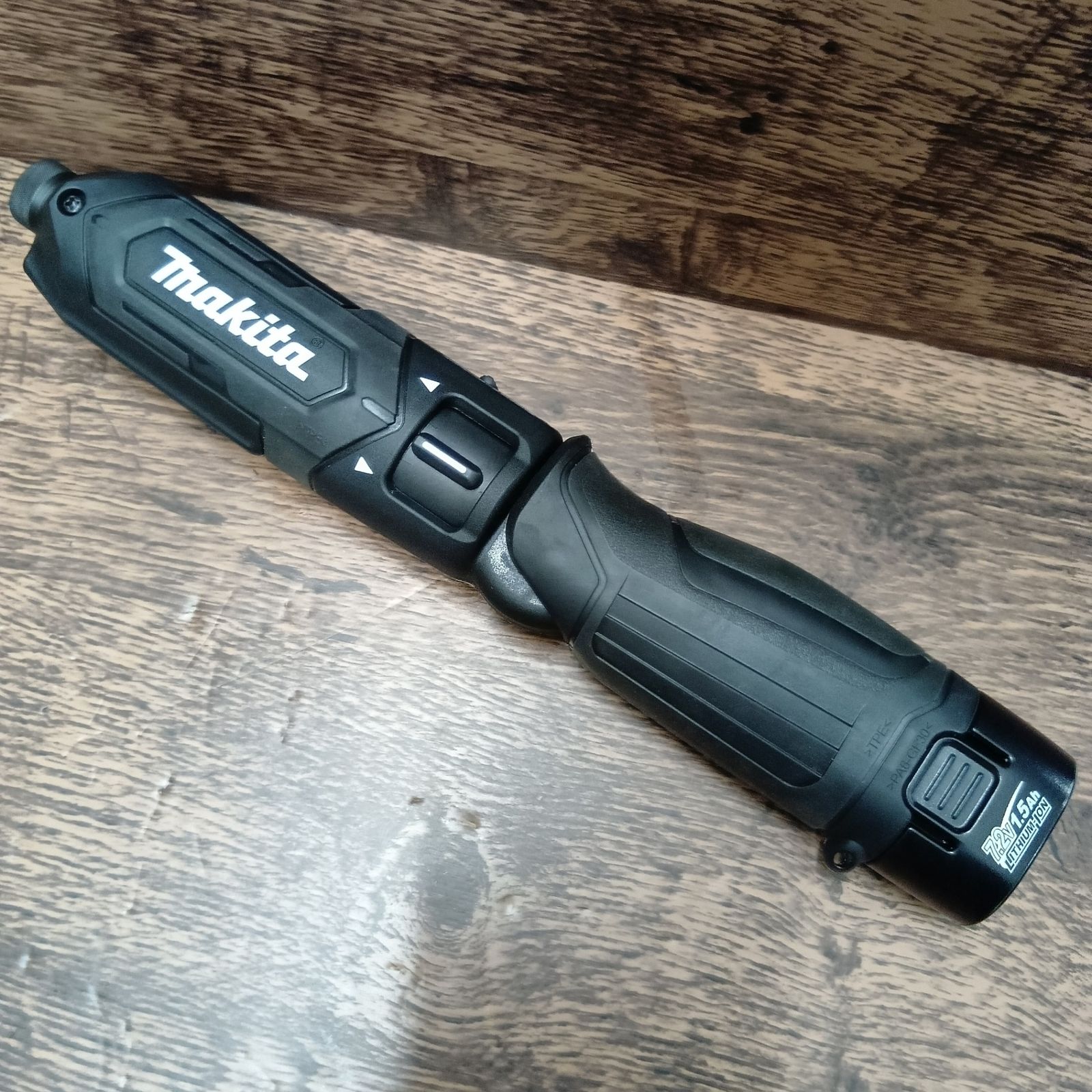 マキタ makita 充電式ペンインパクトドライバ 黒 バッテリー×2 充電器付