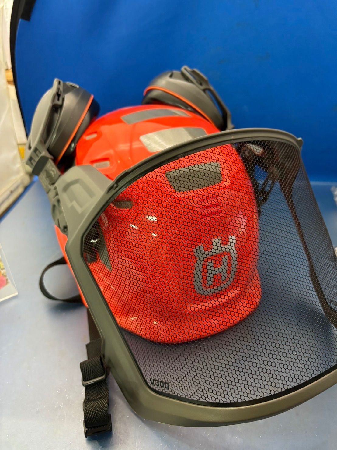  ハスクバーナ Husqvarna フォレストヘルメット テクニカル H 300 ヘルメット 軽量ヘルメット その他 材料 資材