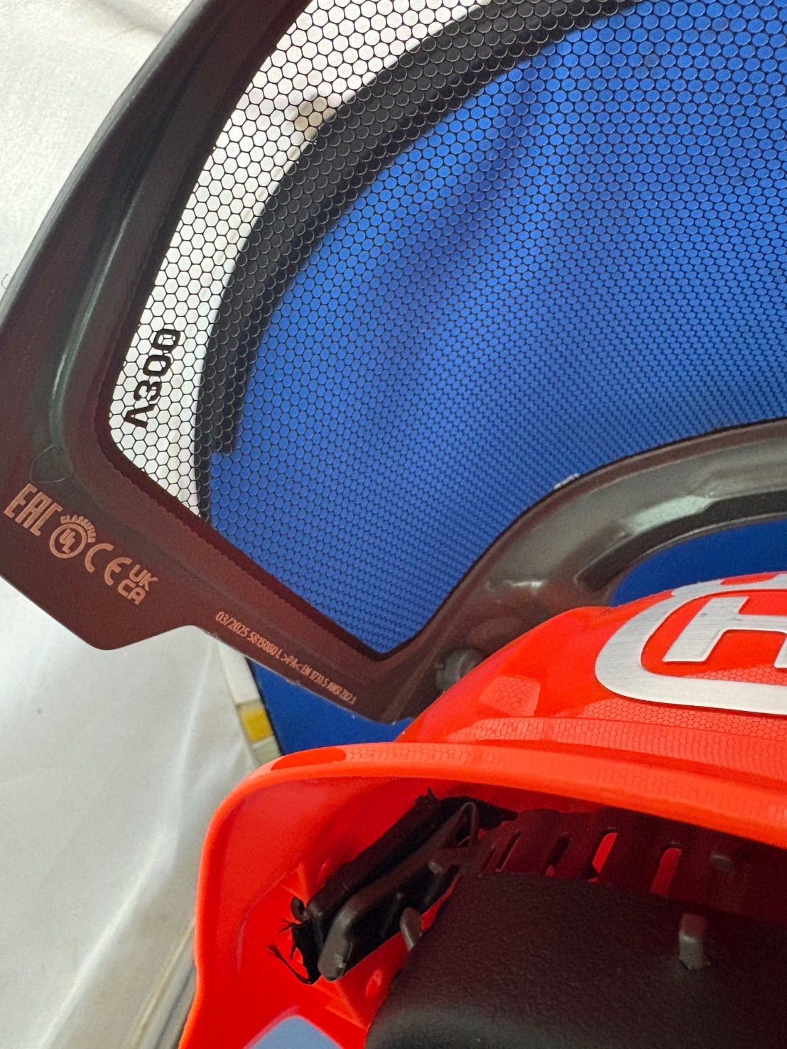 ハスクバーナ Husqvarna