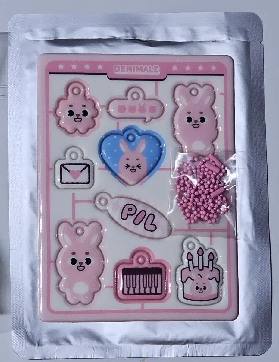 DAY6（デイシックス） デニマルズ(DENIMALZ) ソフトバッジ ウォンピル(WONPIL)