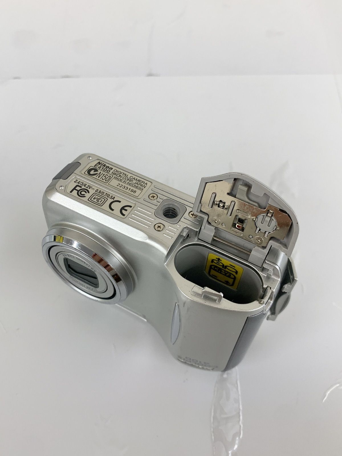 【動作確認済み】 NIKON COOLPIX E4100 単三電池 3【通電動作確認済み】Nikon coolpix 4100 コンパクトカメラ 単三電池